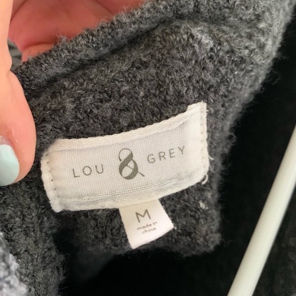 Soft Grey Longsleeve - Picture 2 of 2